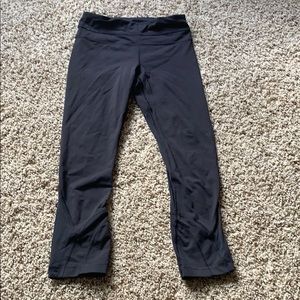 Lululemon cropped leggings